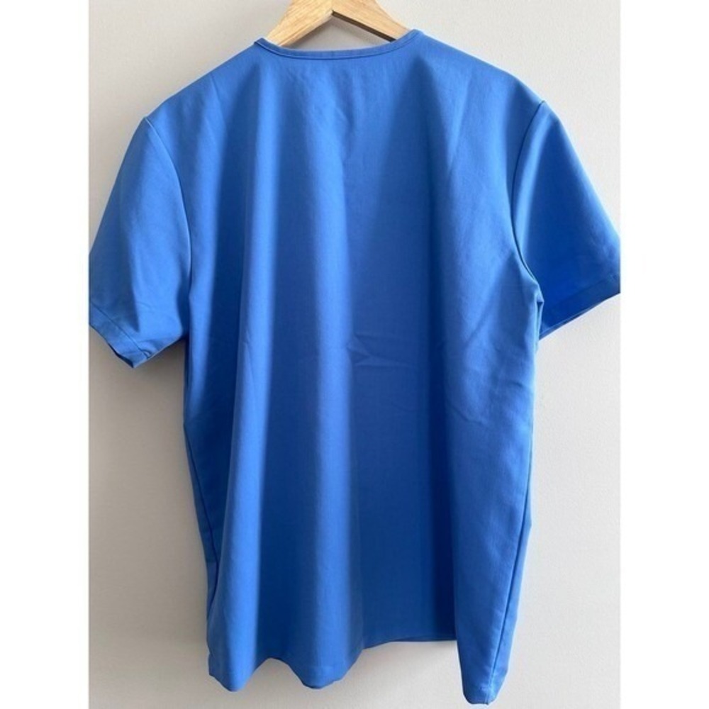 FIGS Technical Collection Scrub Top - Professional Healthcare Apparel - Picture 5 of 6